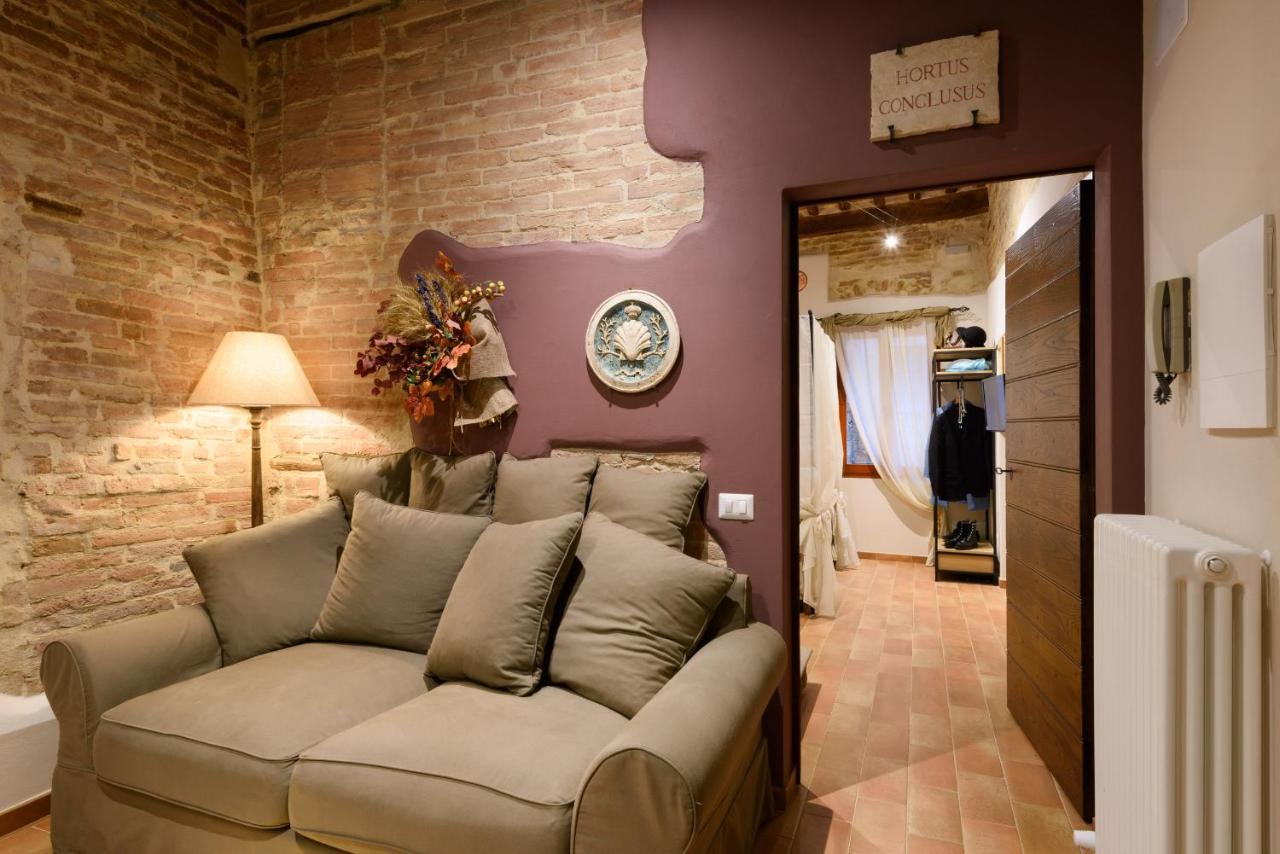 Apartamento Hortus Conclusus + Free Parking Siena Exterior foto